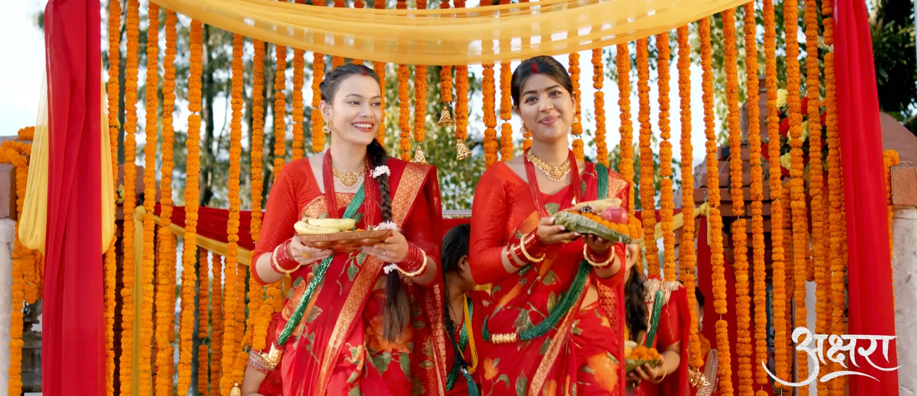 ‘अक्षरा’को तीज गीत ‘नाचौँ न बरि लै’ सार्वजनिक, न्यान्सी र रिस्ताको आकर्षक नृत्य
