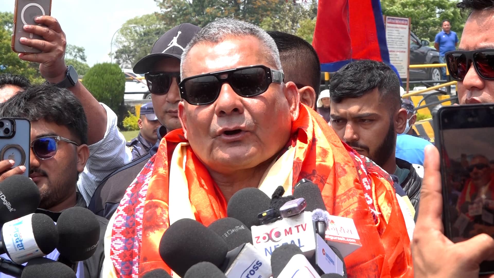 बालेन डोजर लिएर सुकुम्वासी बस्तीमा होइन, लिपुलेक–कालापानी जानुपर्छ : दुर्गा प्रसाईँ