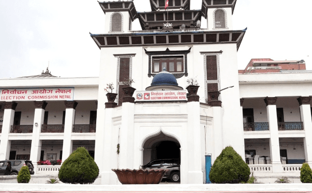 फागुन २१ को निर्वाचनलाई लक्षित गर्दै आयोगद्वारा मतदाता सचेतना तीव्र, नमूना मतपत्र सार्वजनिक